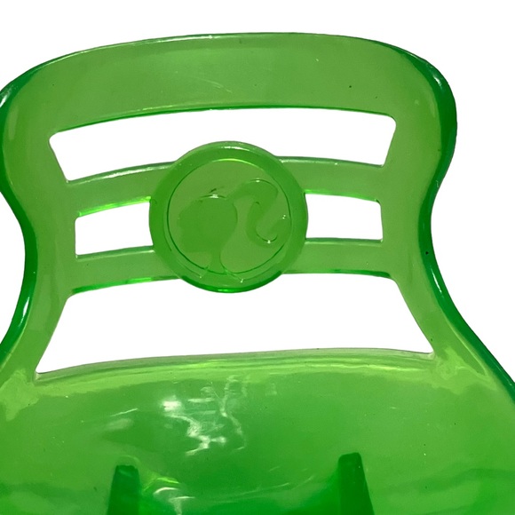 Barbie Lime Green Tall Chair & Green Mug - Picture 4 of 10